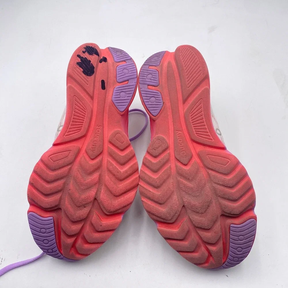 Saucony Kinvara 14 Running Shoes Women 8.5 White Pink Purple S11020-241 Athletic